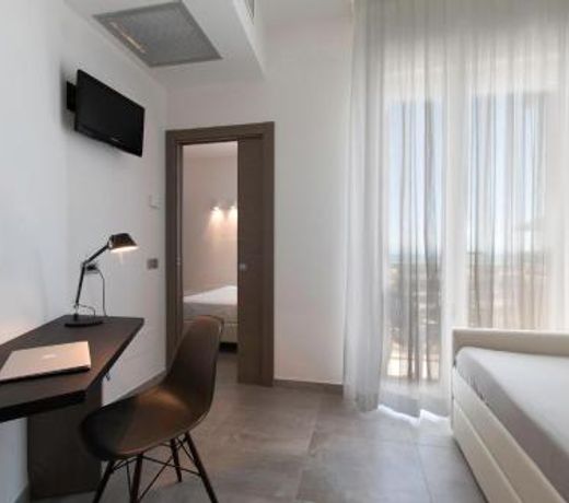Hotel Eden