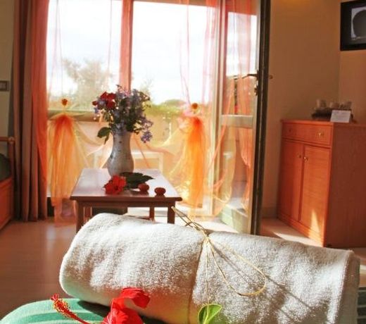 Albaruja Hotel