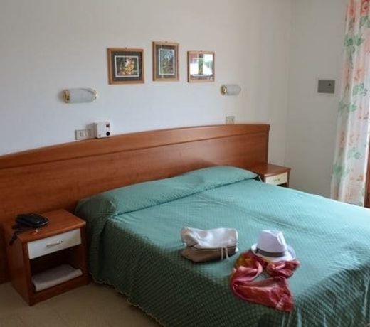 Hotel Berna