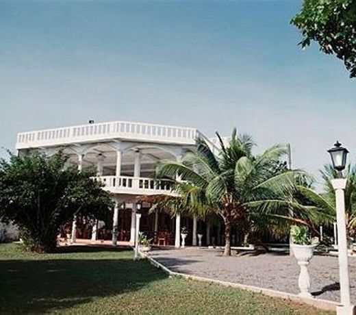 Hotel Lagoon Paradise