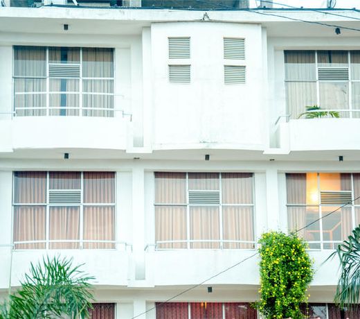 Marine Tourist Guest House at Negombo Beach