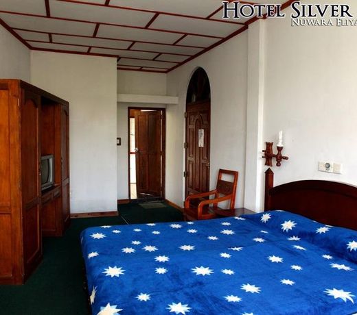 HOTEL SILVER FALLS