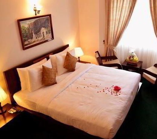 The Rock Hotel