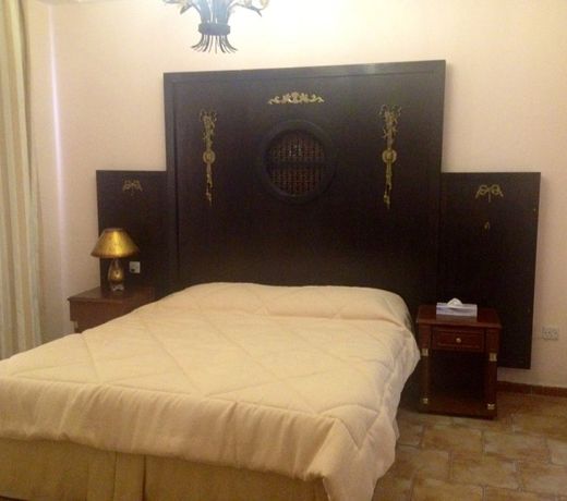 ACACIA SUITES