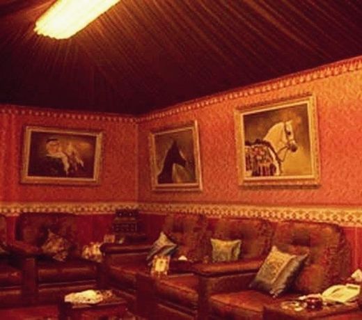 ACACIA SUITES