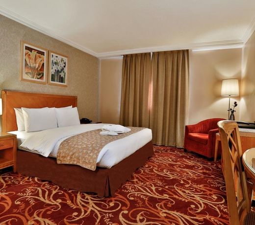 Geneva Hotel