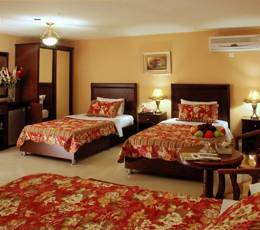 Jardaneh Hotel