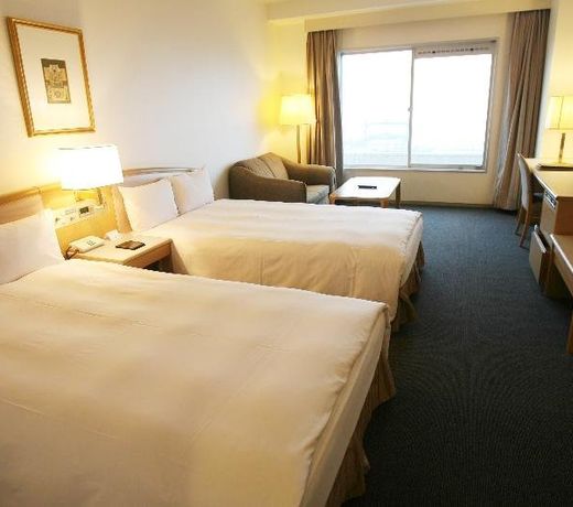 Clayton Bay Hotel