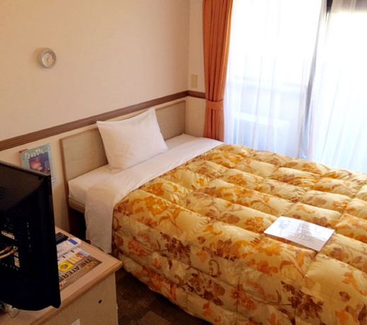Toyoko Inn Yokohama Nishi-guchi