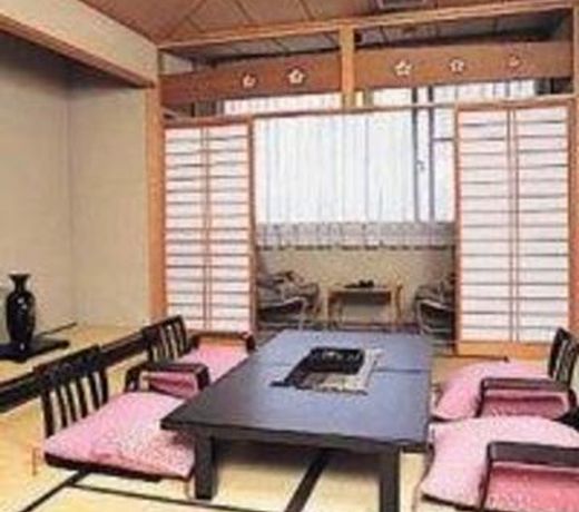 Toyama Kanko Hotel (Ryokan)