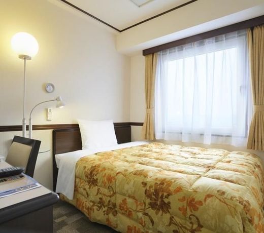 Toyoko Inn Shin-Osaka Chuo-guchi Shinkan
