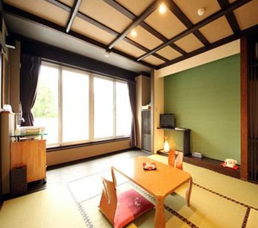 Nozawa Onsen Kawaichiya Ryokan