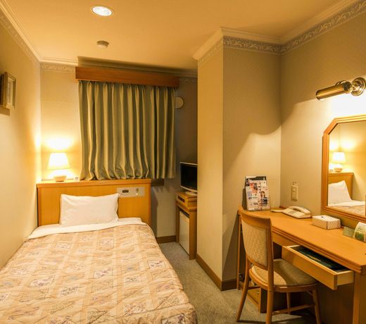 Kanayama Plaza Hotel
