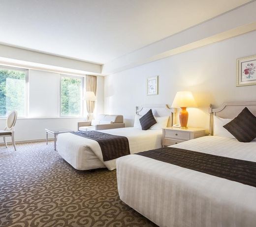 Luke Plaza Hotel