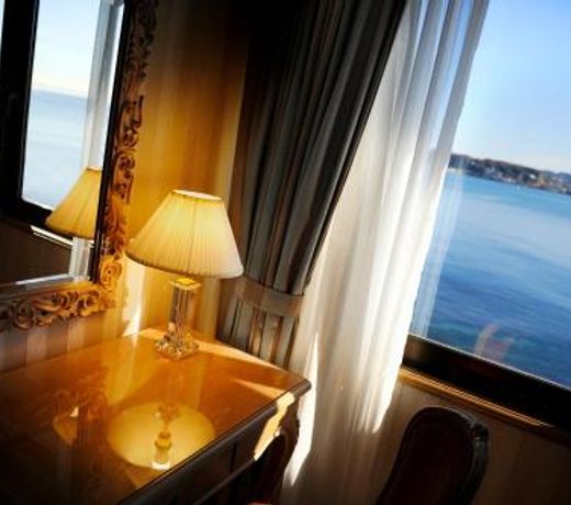 Kamakura Park Hotel