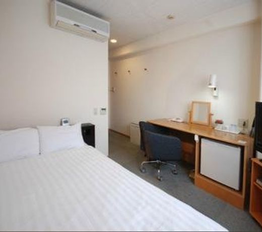 New Station Hotel