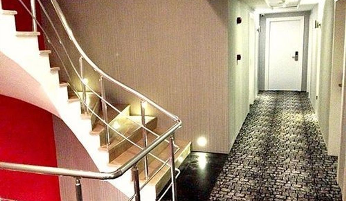 Tempo Suites Airport