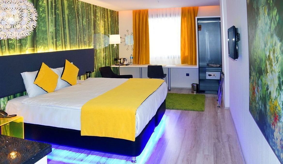Tempo Suites Airport