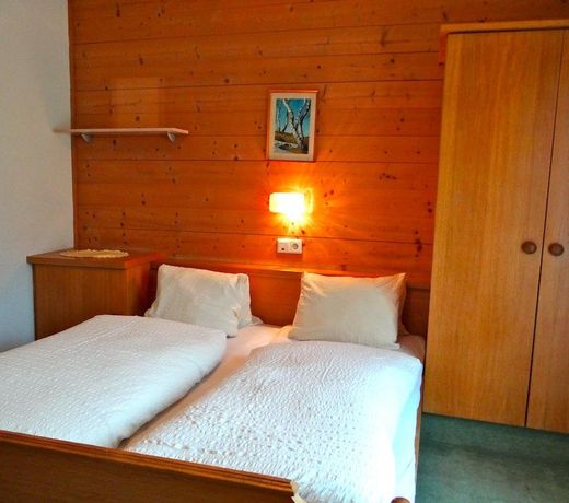 Ski & Bike Pension Maria