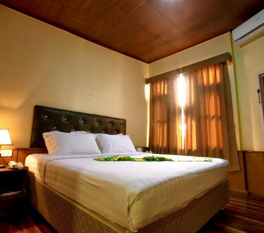 Kyi Tin Hotel