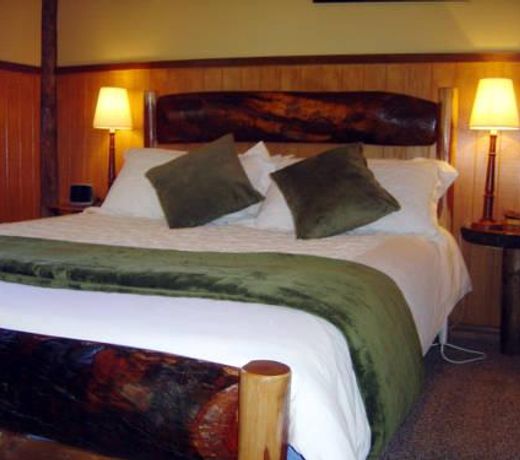The Allyn Riverside Cabins