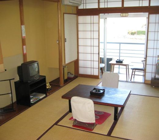 RYOKAN NAKAYA