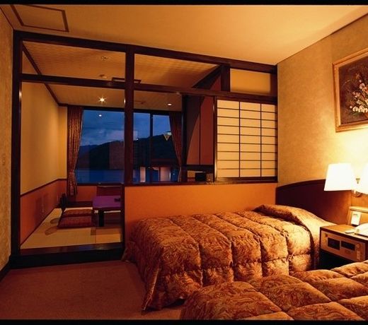 Tokiwasure Kaikatei Ryokan