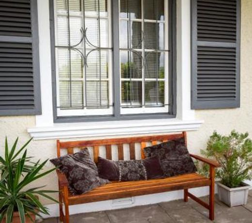 Auberge Alouette Guesthouse
