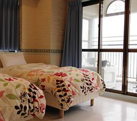 Beachside Condominium