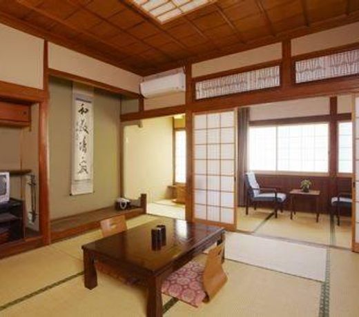 Unzen Iwaki Ryokan