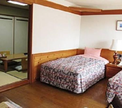 Hotel White Inn Kitashiga