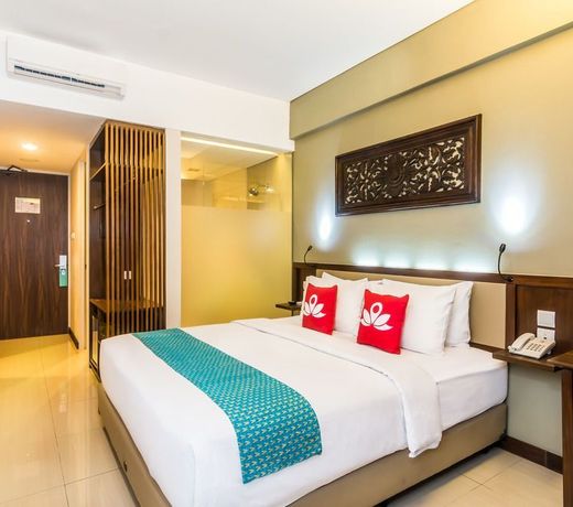 ZenRooms Kuta Benesari