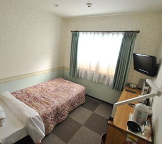 Futsukaichi Green Hotel