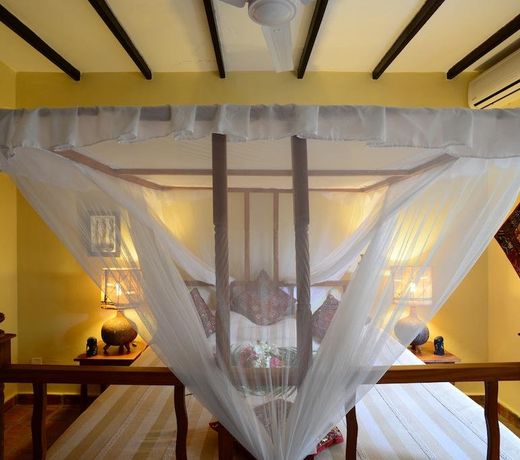 Tembo Village Resort
