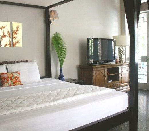 CIRCA 51 BOUTIQUE RESIDENCE