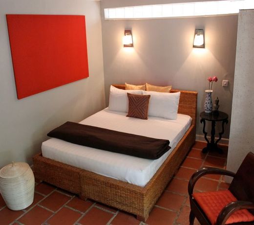 CIRCA 51 BOUTIQUE RESIDENCE