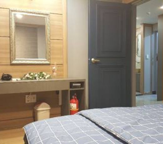 J-Honor Guesthouse