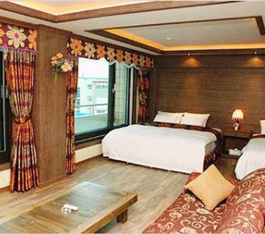 Sokcho Eastern Tourist Hotel