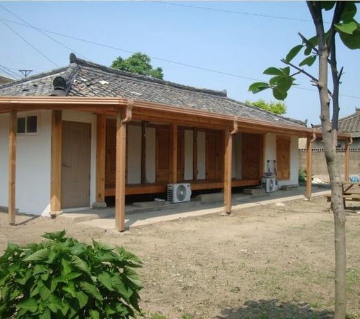 Sarangbang Guesthouse