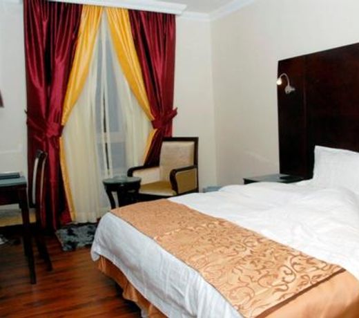 Raoum Inn