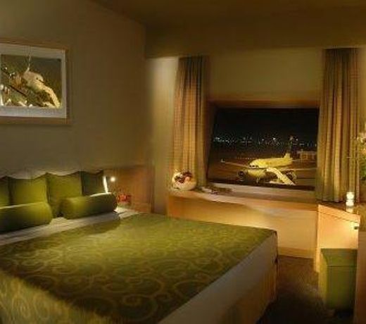 Hotel Safir Airport