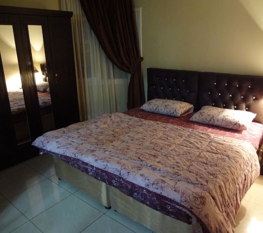 Flora Park Hotel Apartment