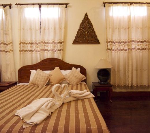Villa Phathana Hotel