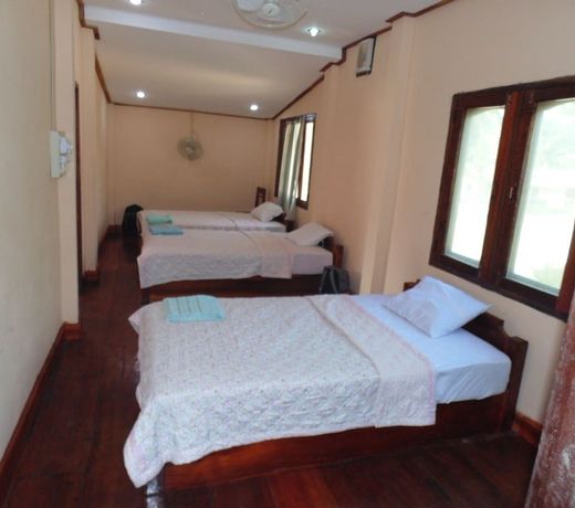 Saynambak Riverside Guest House