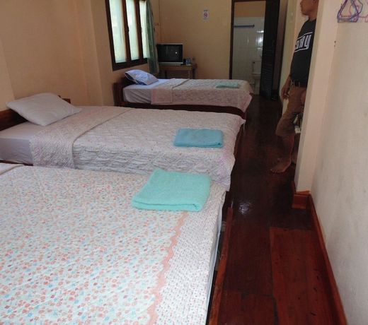 Saynambak Riverside Guest House