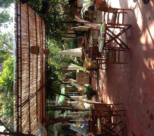 Byblos Fishing Club Guesthouse