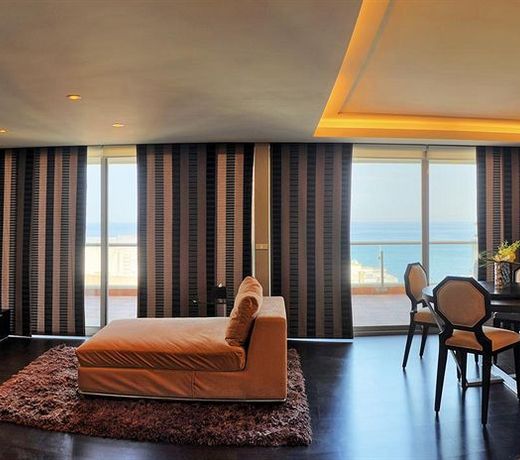 Orient Queen Homes Hotel