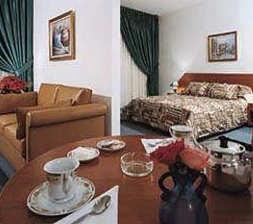 BEVERLY RESIDENCE