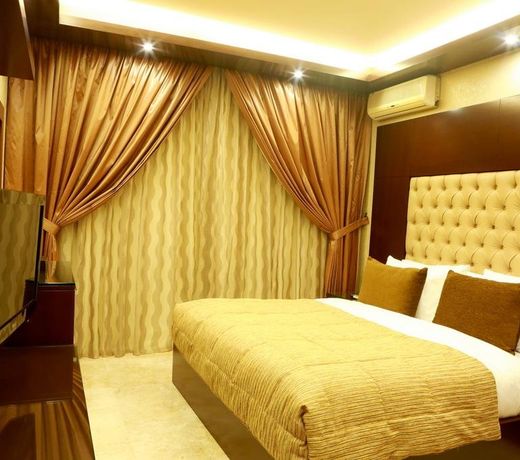 Imperial Suites Hotel