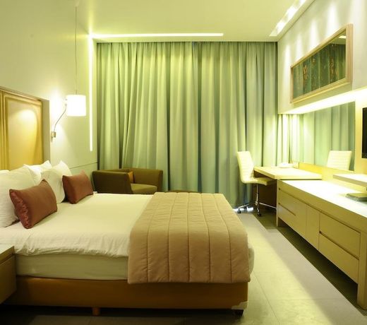 Saifi Suites